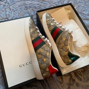 Gucci shoes (sneakers)